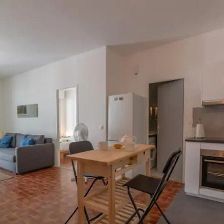 Grand Appartement Lumineux Pour 2 A 4 Personnes A Avignon Intra-Muros Wifi Gratuit Kültér fotó